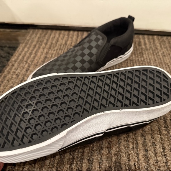 New/ Never Worn Youth 6.0 VANS Black Checkered Slip-On Sneakers - Picture 3 of 4